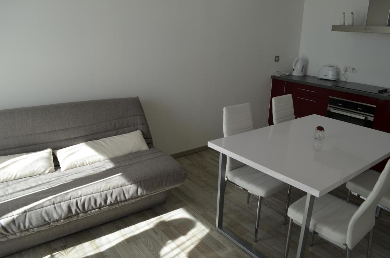 La Petite Ecole Bed & Breakfast Marciac Exterior photo